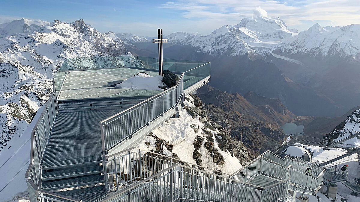 Il est important que les systèmes de garde-corps répondent aux normes et exigences suisses.