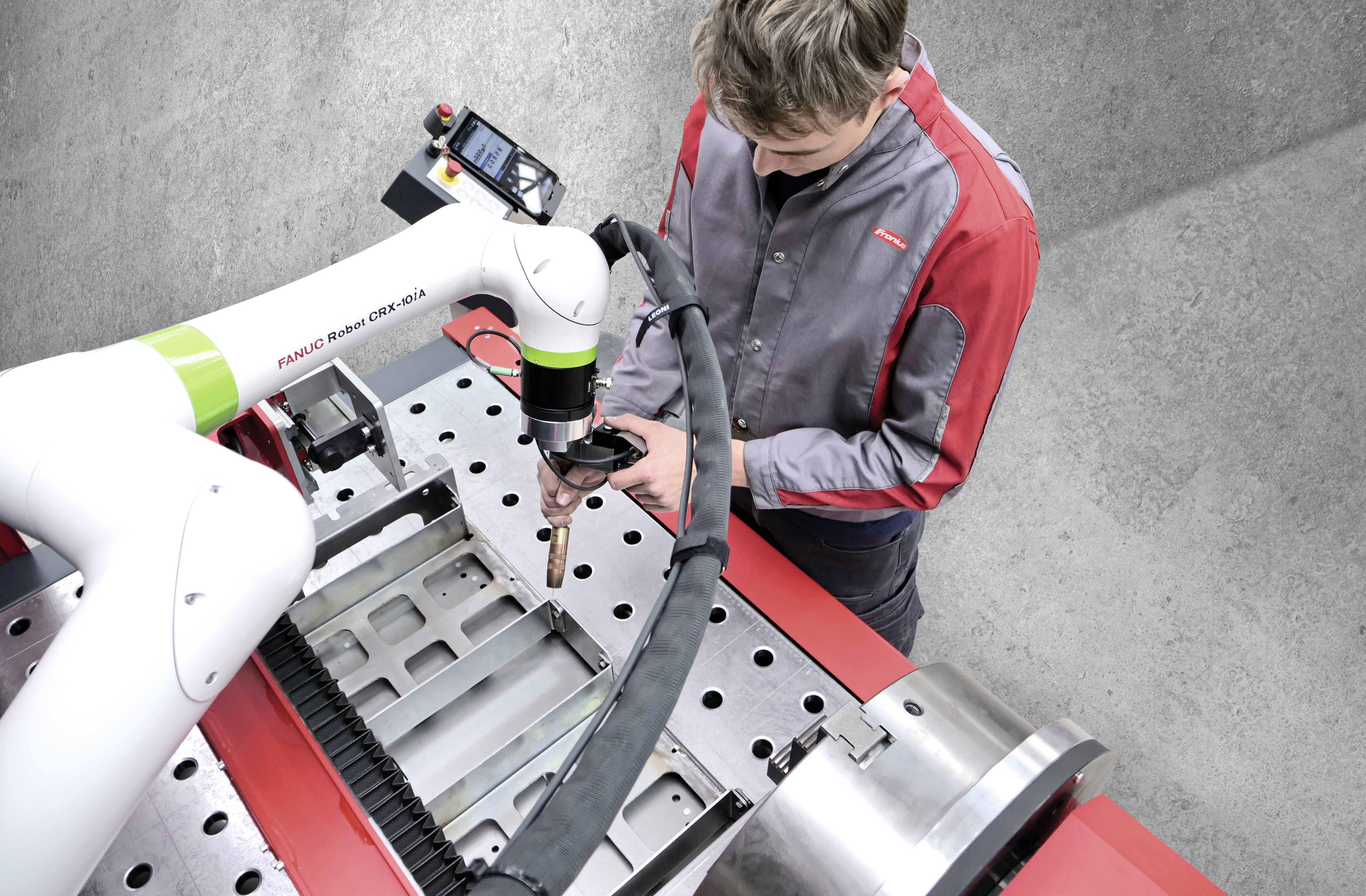 Beim Teachen werden keinerlei Programmierkenntnisse benötigt. 